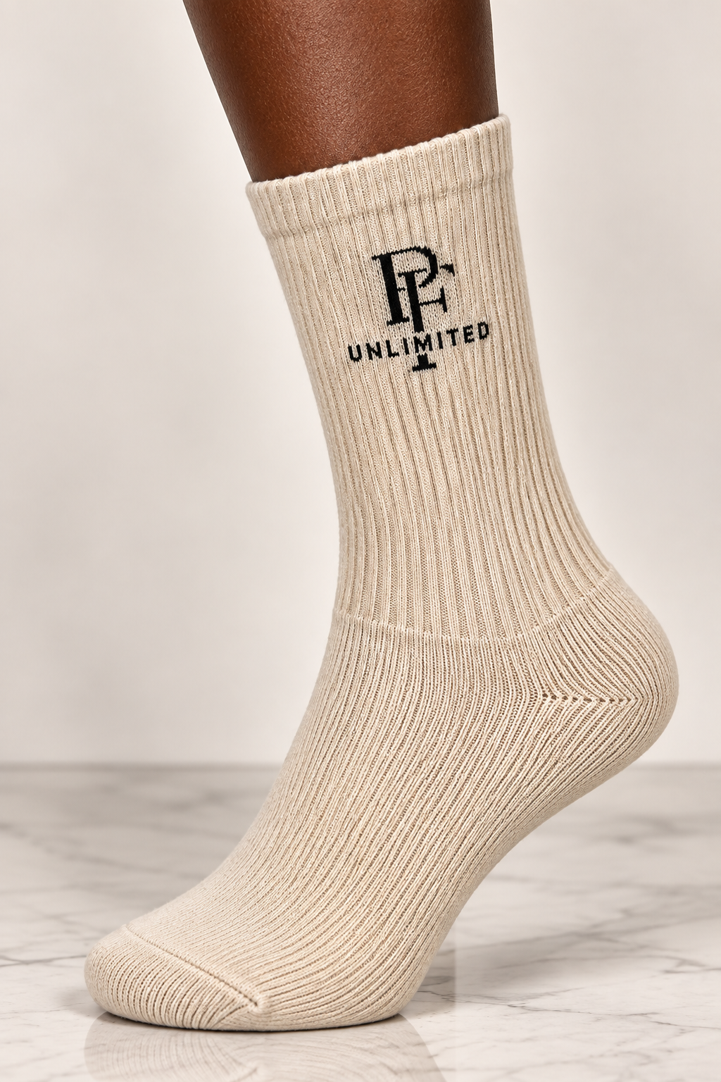 PHYSIQUE FIT UNLIMITED CREW SOCKS